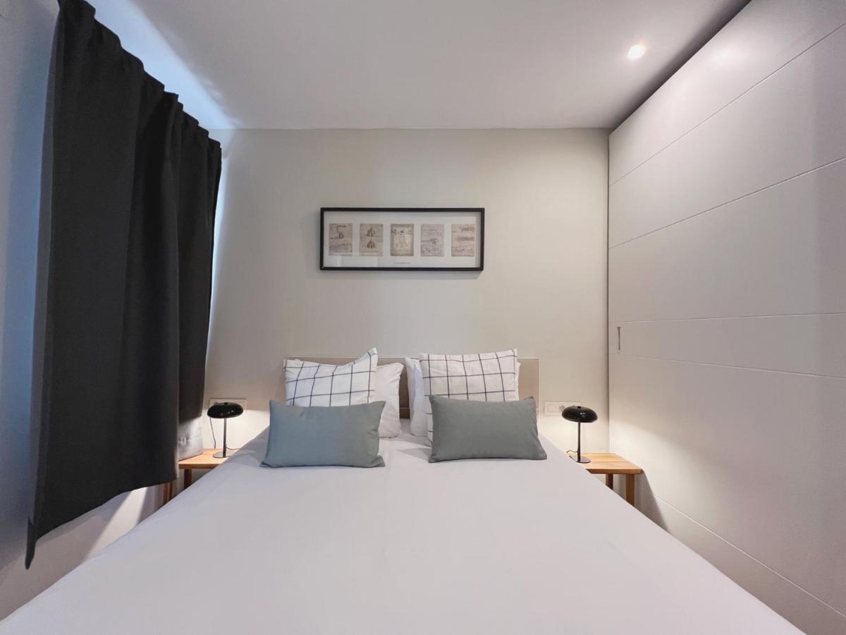Stay U-Nique Apartments Sants II Barcelona Luaran gambar